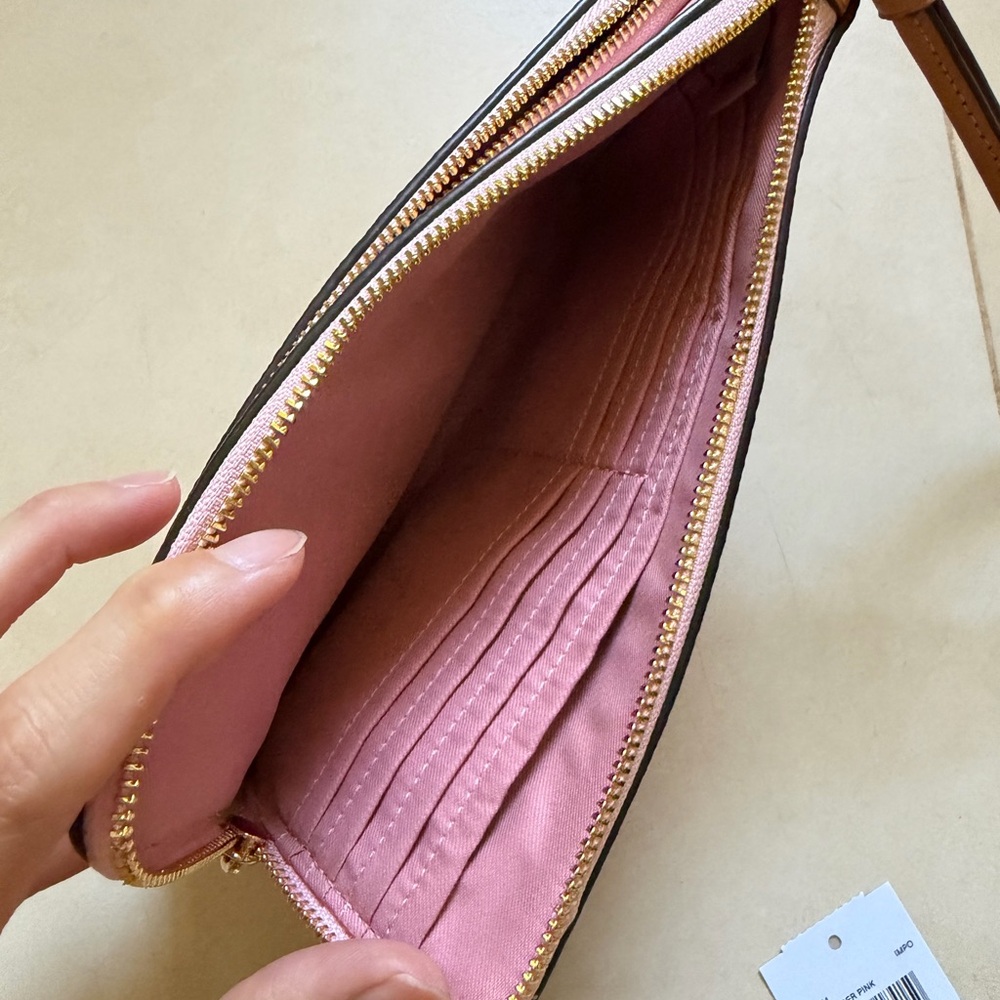 Coach double zip wristlet - Picture 7 of 7